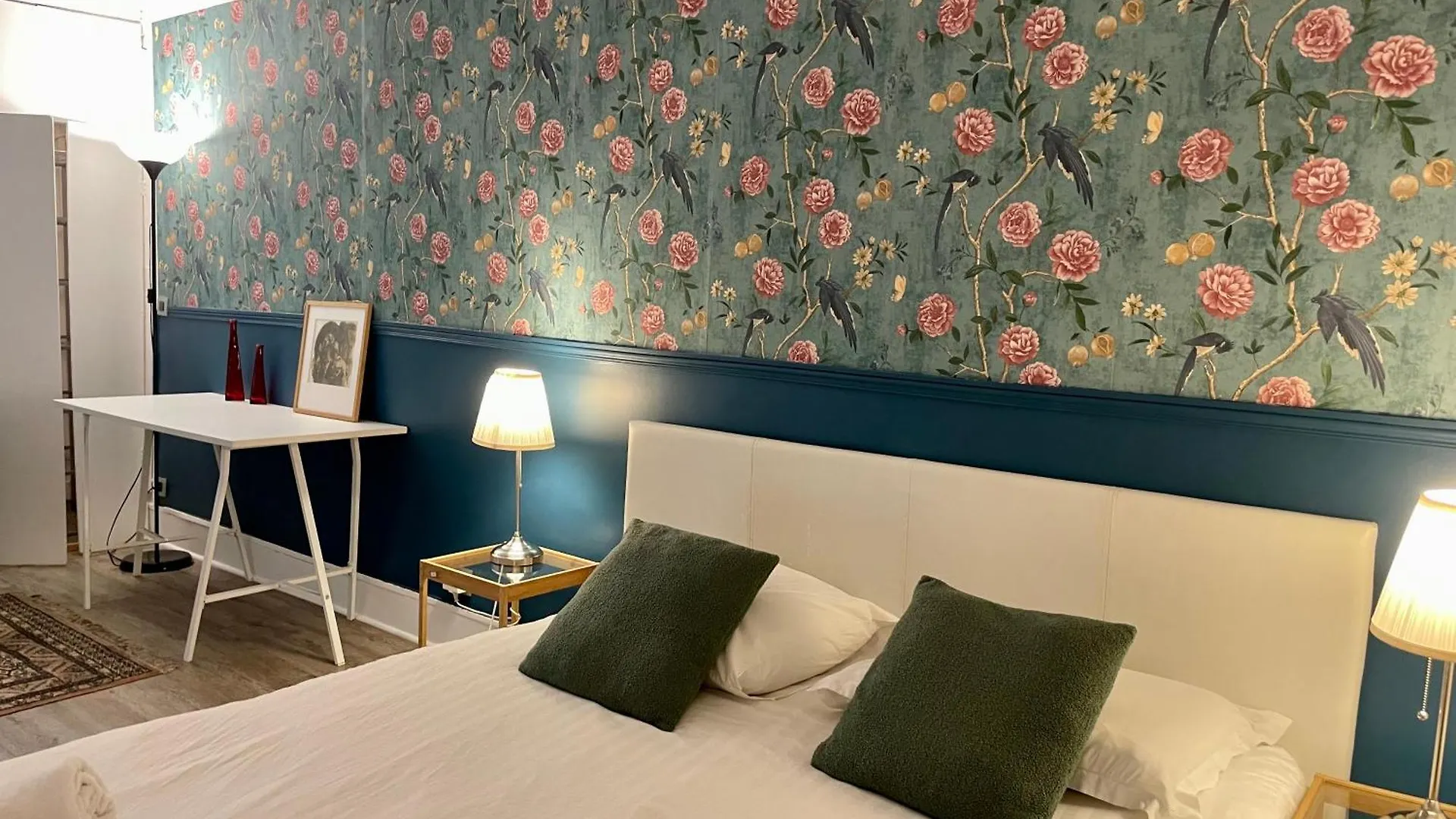 Apartamento Elegant Triplex - Tour Eiffel Invalides París 0*,  Francia